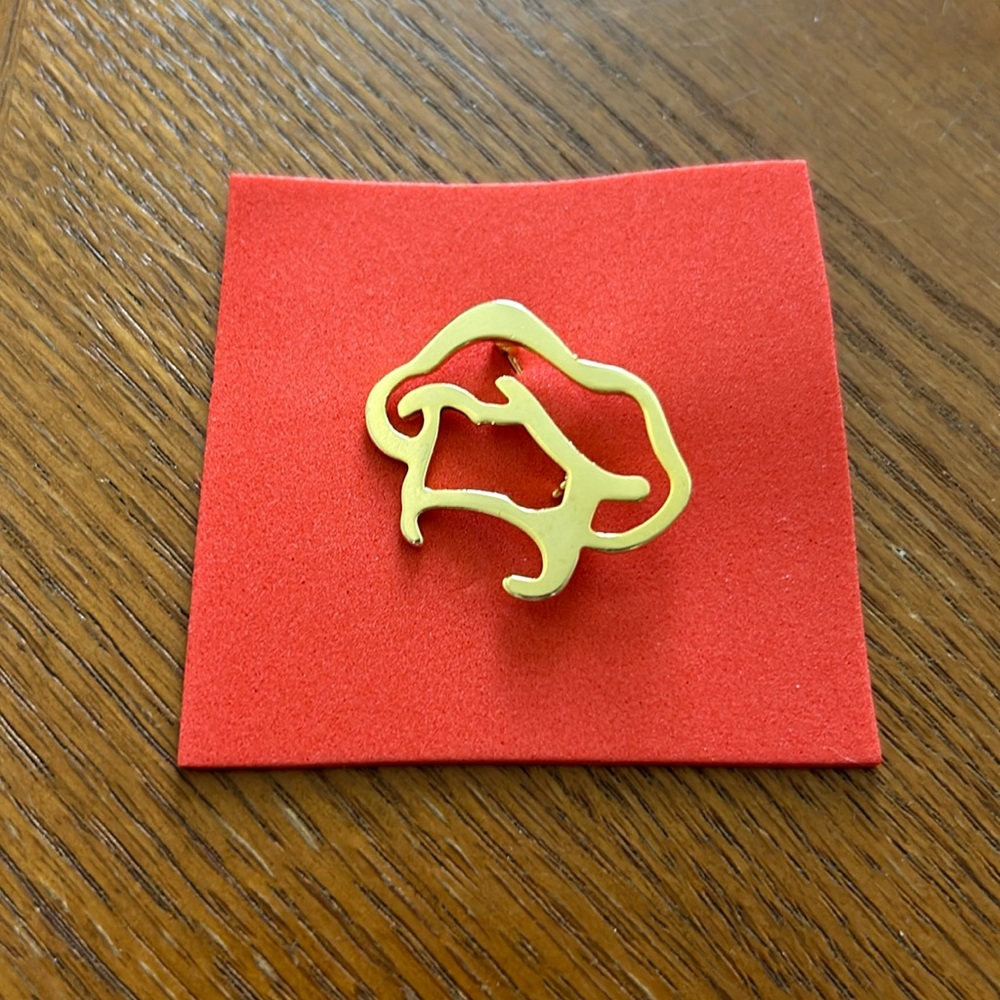 Pampered Chef Hat Pin